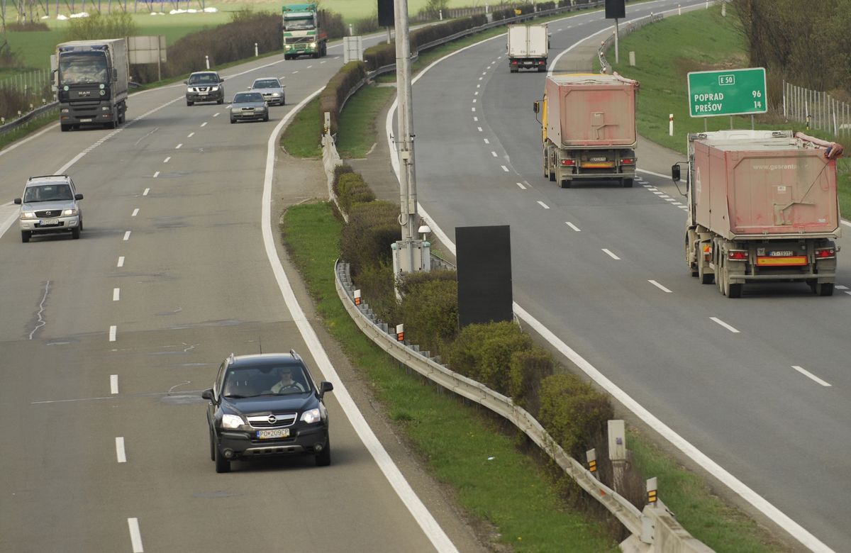 Transport Ministry: 40 km of Highways to Be Built in Eastern Slovakia