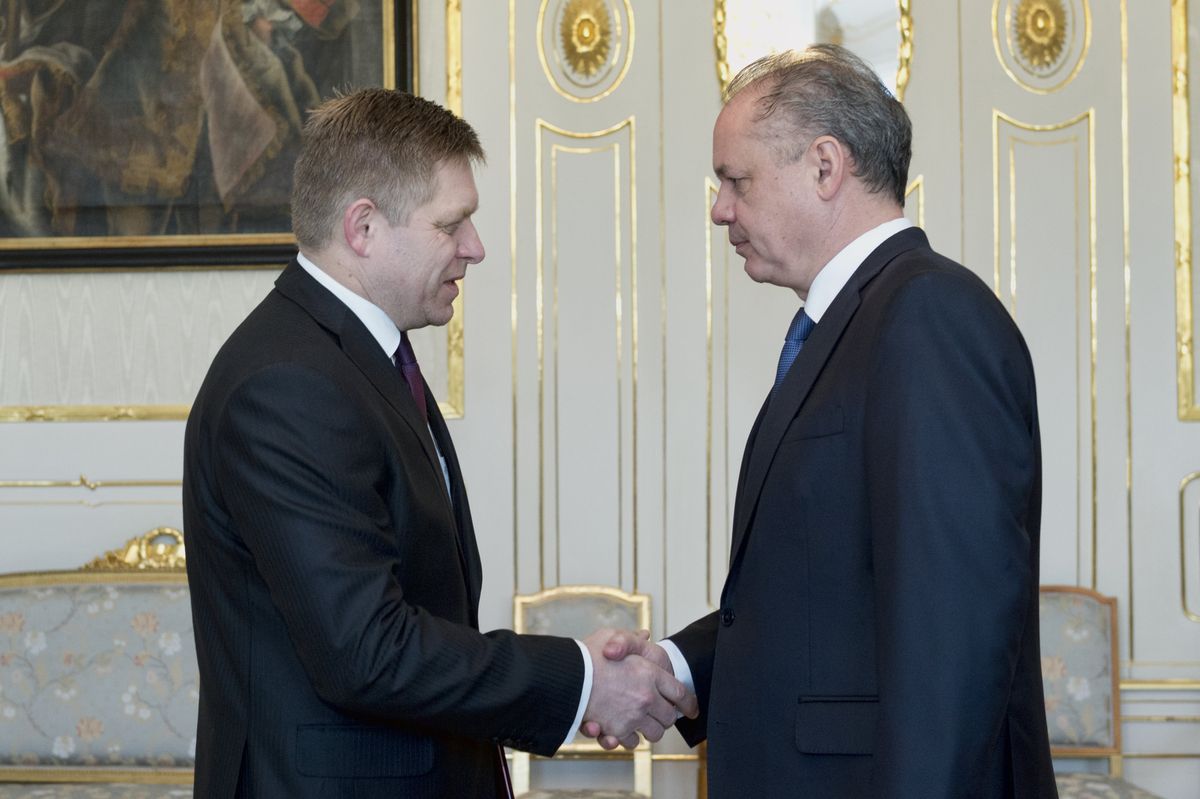 Fico Delivers Coalition Agreement to President Kiska