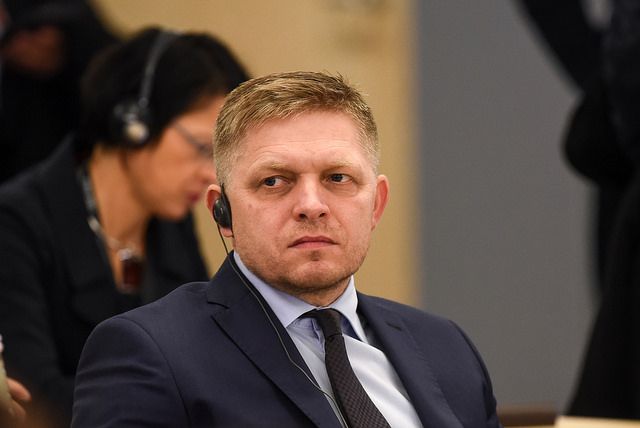Fico: Chinese Investors Showing Interest in Cargo Airport in Bratislava