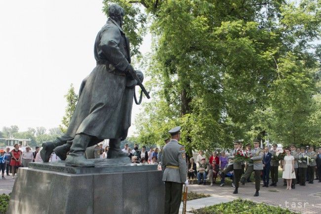 Victims of Fight for Freedom Honoured by Commemorating Hristo Botev
