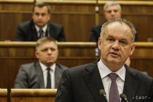 President Kiska Turns to Constitutional Court on State Awards Controversy