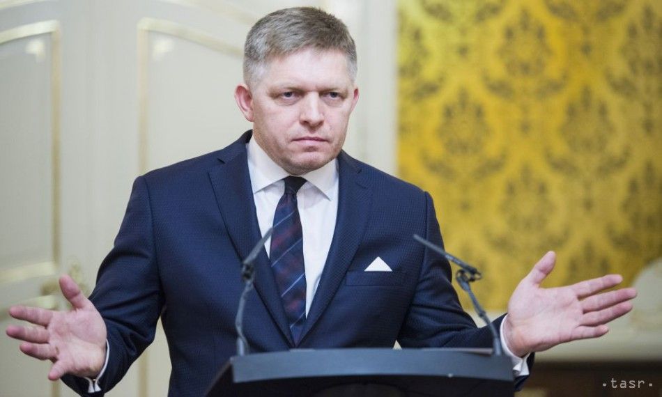 Fico Threatens to Link Vote on Salary Freeze to No-Confidence Motion