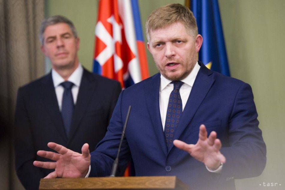 Robert Fico Sidesteps Question About his Future as Parliamentarian