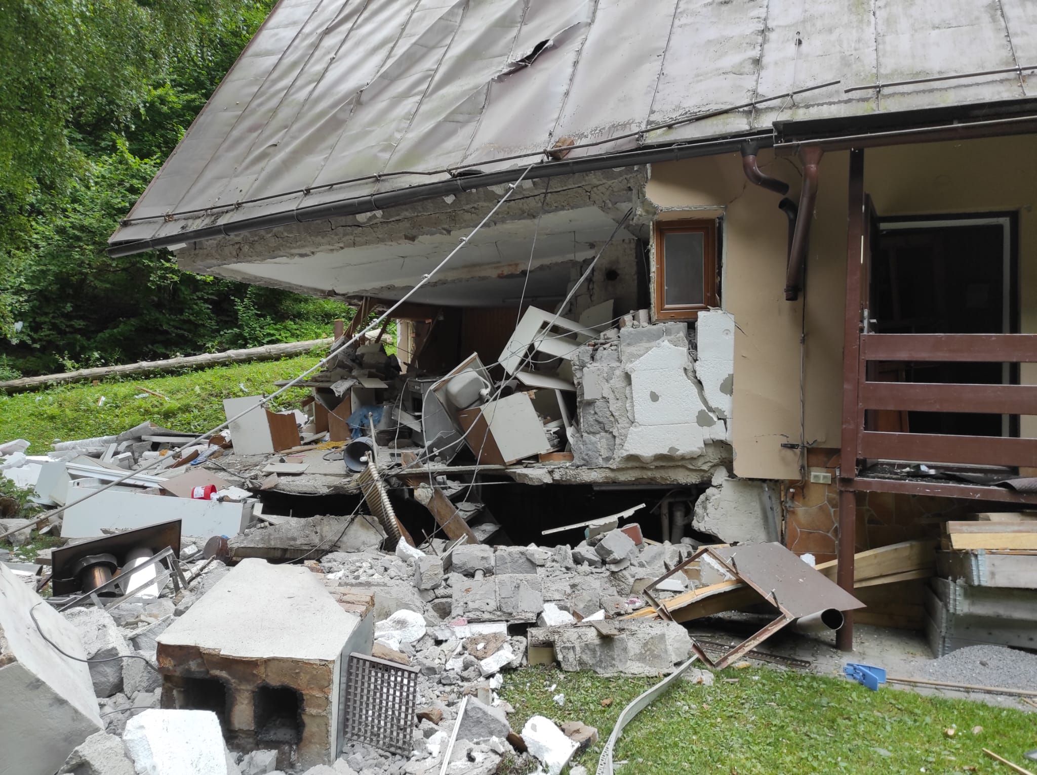 Gas Explosion in Lehota pod Vtacnikom Leaves Nine Injured