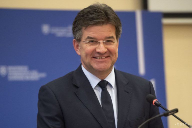 Poll: Lajcak Favourite among Potential Presidential Candidates