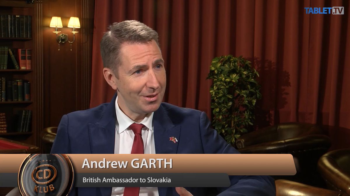 CD Klub - Outgoing British Ambassador Andrew Garth