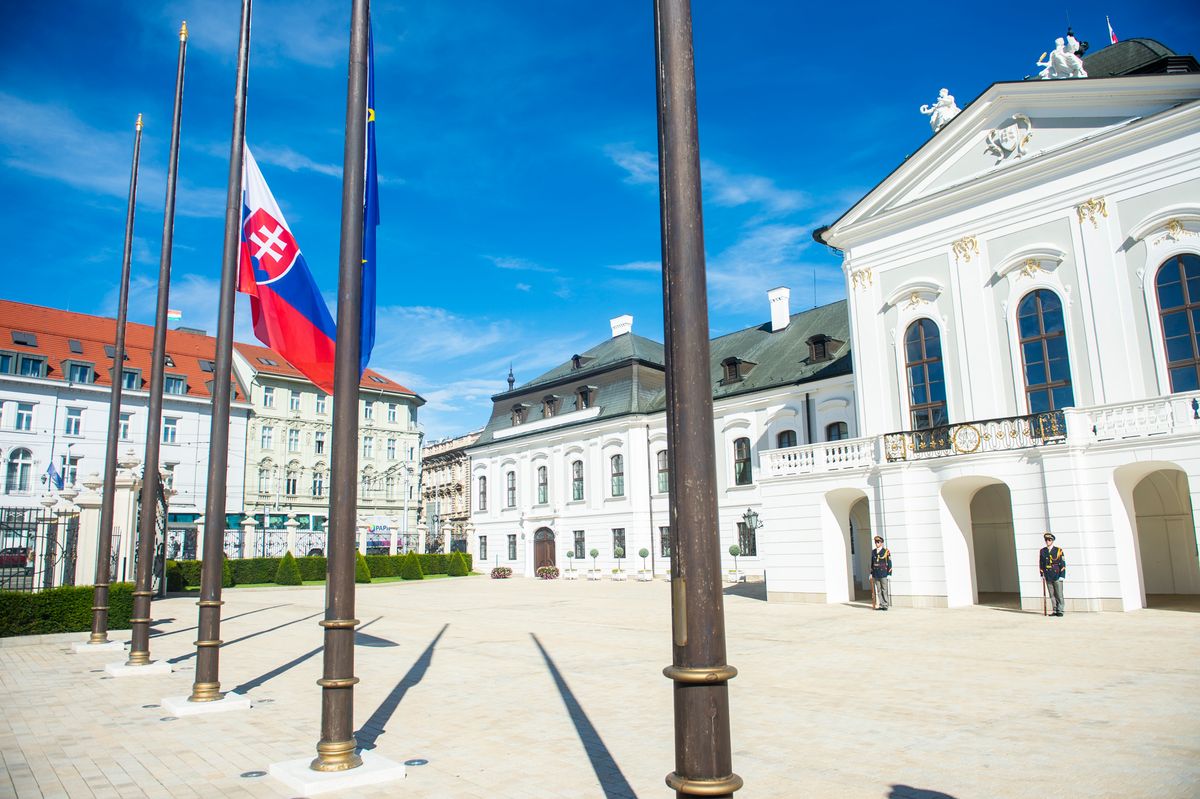 President to Receive Dutch Royal Couple on Tuesday