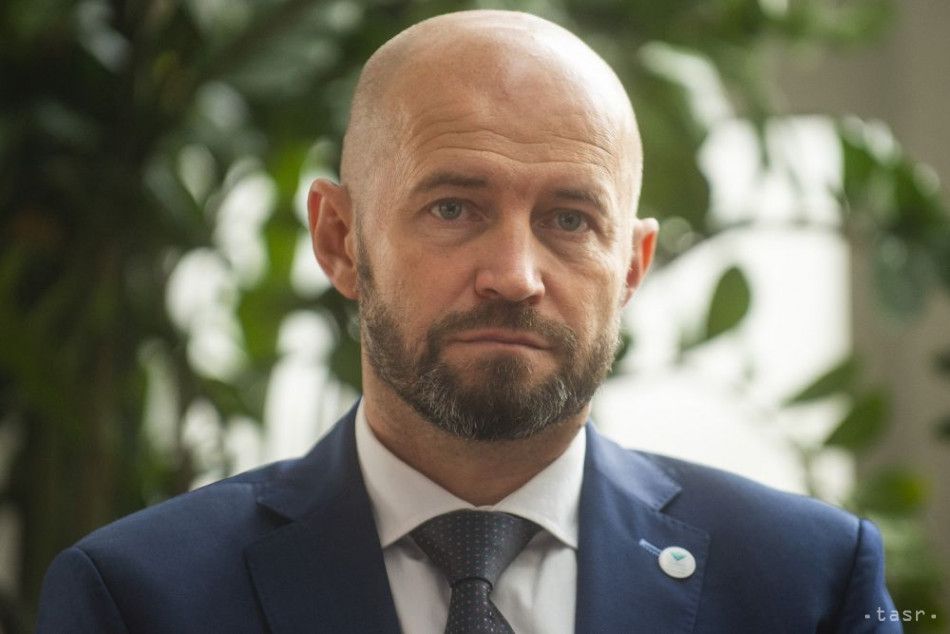 Minister Palkovic Ousts VsZP General Director Richard Strapko