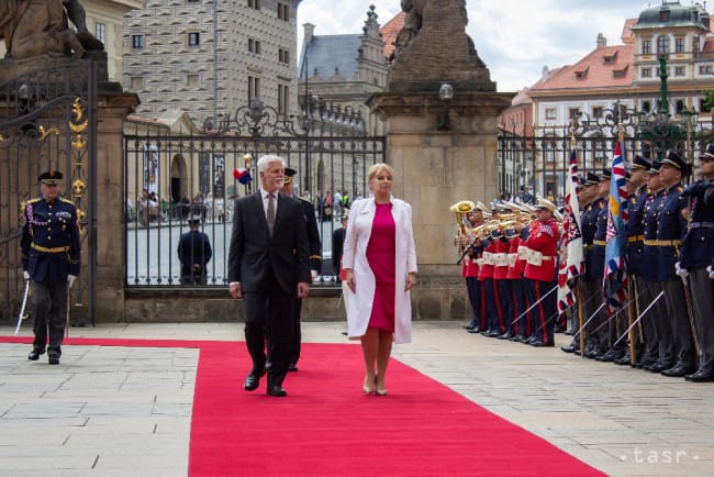 Pavel Receives Caputova at Prague Castle for Her Last Visit