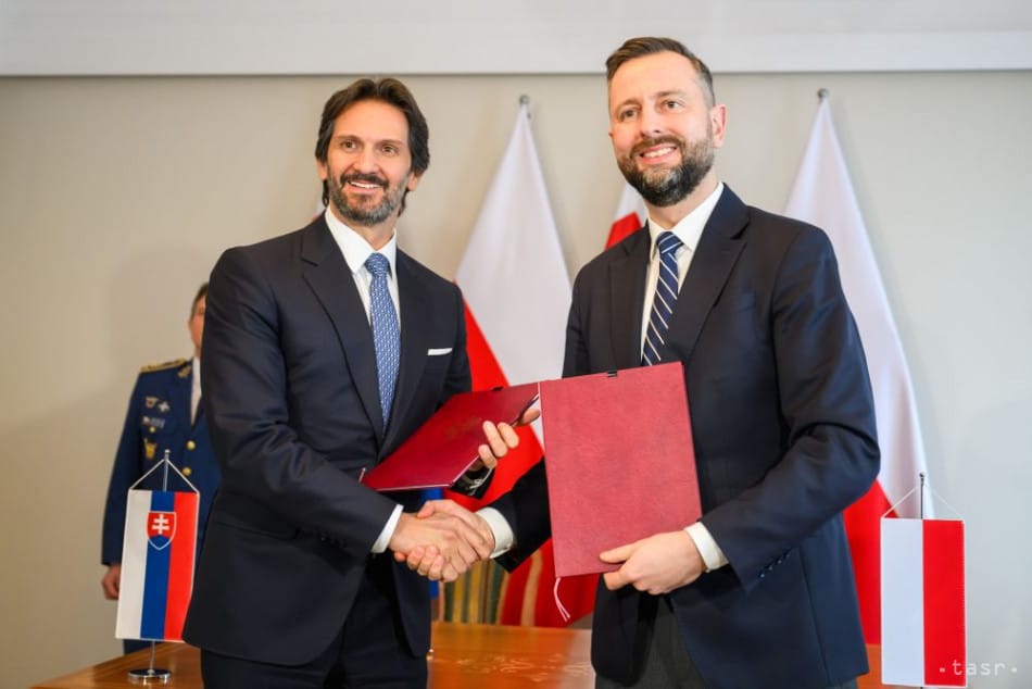 Poland and Slovakia Sign Agreement on Intention to Boost Defence Cooperation