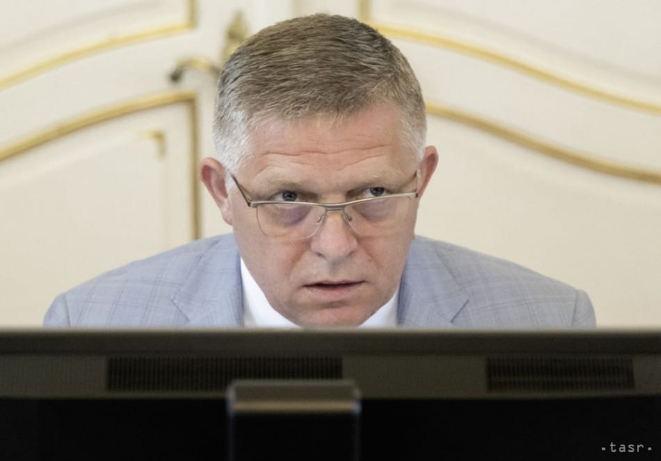 Fico Will Recommend That Coalition MPs Should Override President's Veto