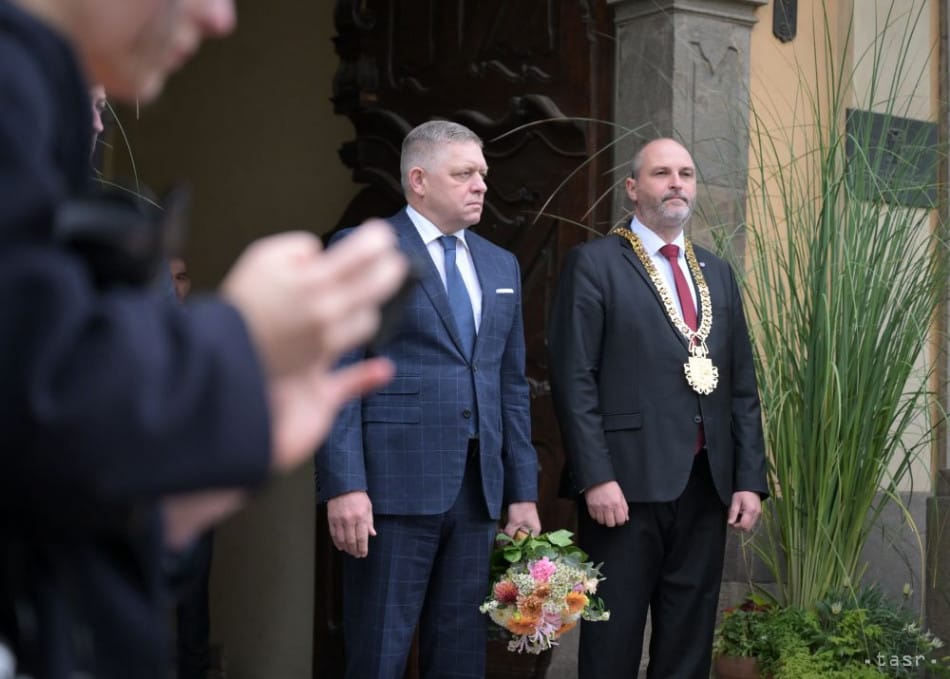 Fico: Slovak Government Fully Supports Trump–Putin Summit in Budapest