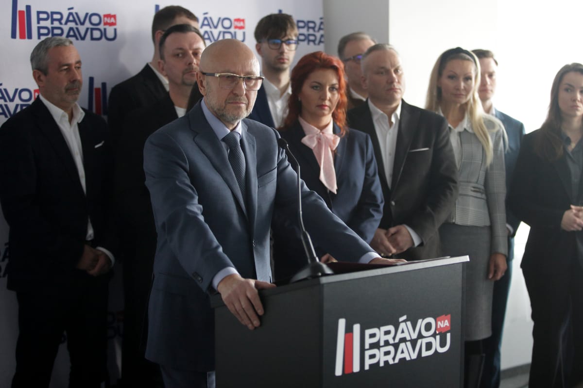 Priorities of 'Right to Truth' Party Include Protection of Families