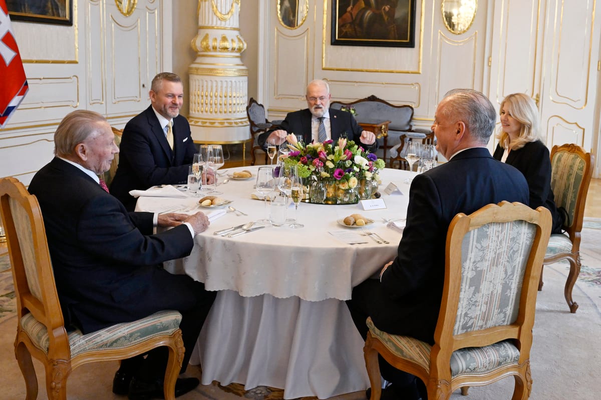 Pellegrini Hosts Traditional New Year's Lunch with Former Heads of State