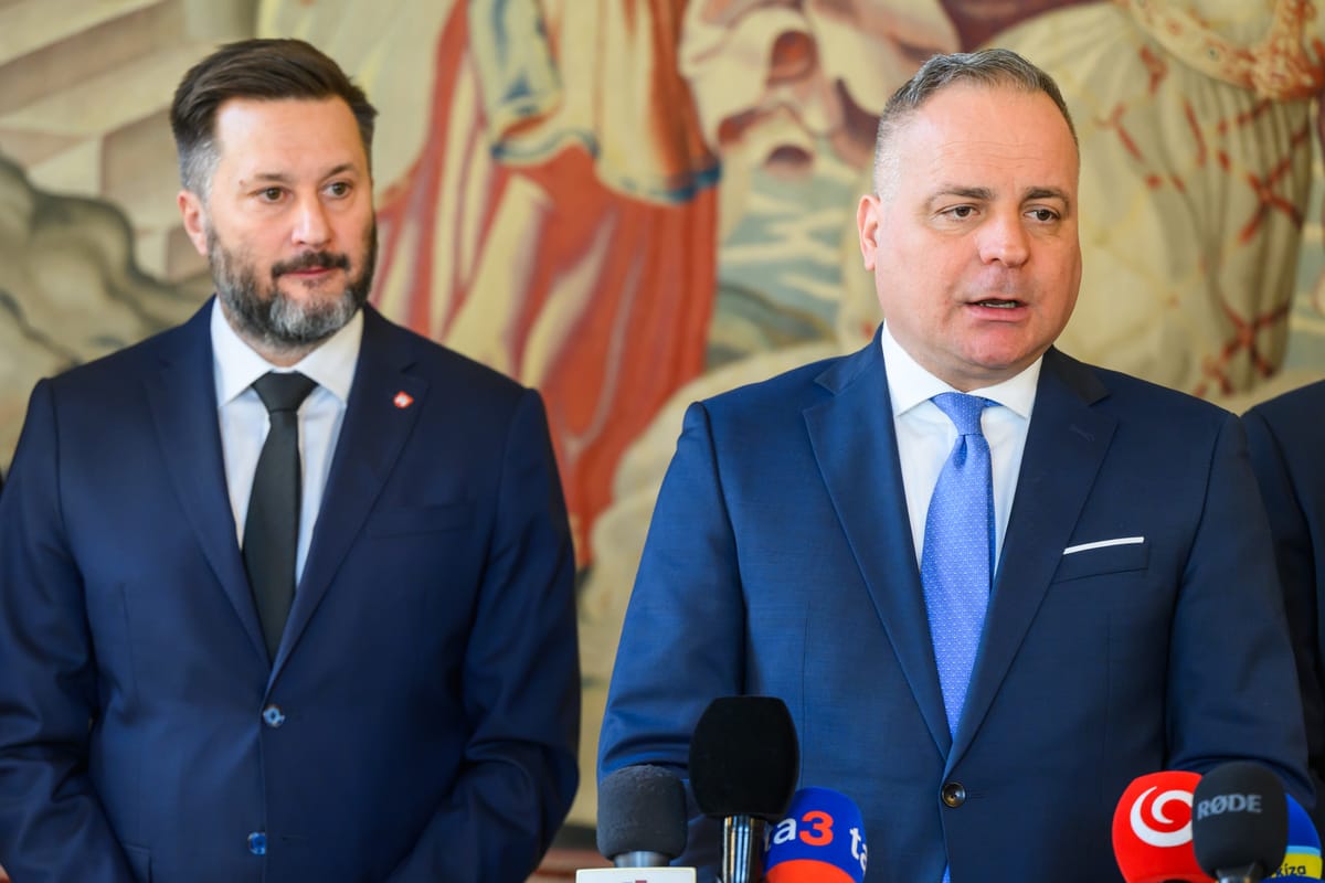 Bratislava Mayor Vallo and Governor Droba to Re-run for Posts