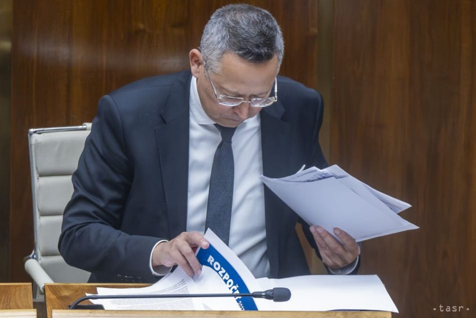 Budget27: Kamenicky: Cabinet's Budget Draft Both Good News and Compromise