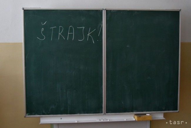 Slovak Teachers Initiative to Suspend Strike as of February 15