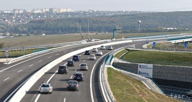 Poll: Slovaks Consider Themselves to Be Good Drivers