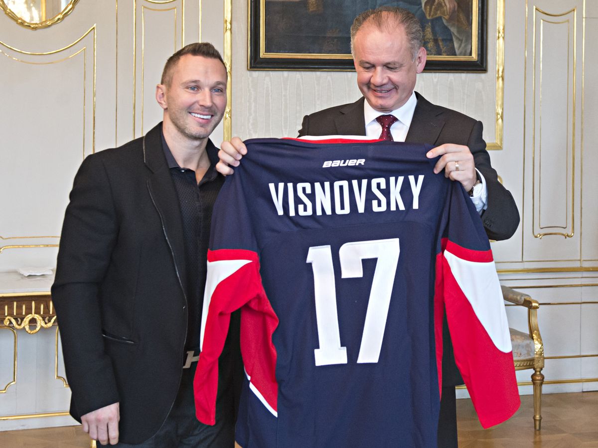 President Kiska Receives Freshly Retired Slovak Hockey Star Visnovsky