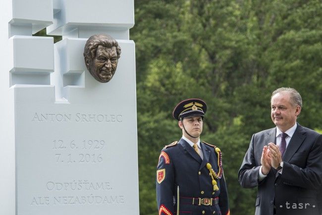 Kiska Unveils Memorial to Prominent Political Prisoner Anton Srholec