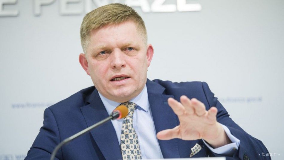 Former PM Fico Unanimously Elected Smer-SD Caucus Leader