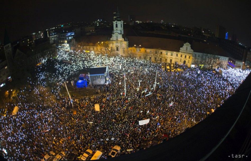 Bratislava: Tens of Thousands of People Demanded Snap Election