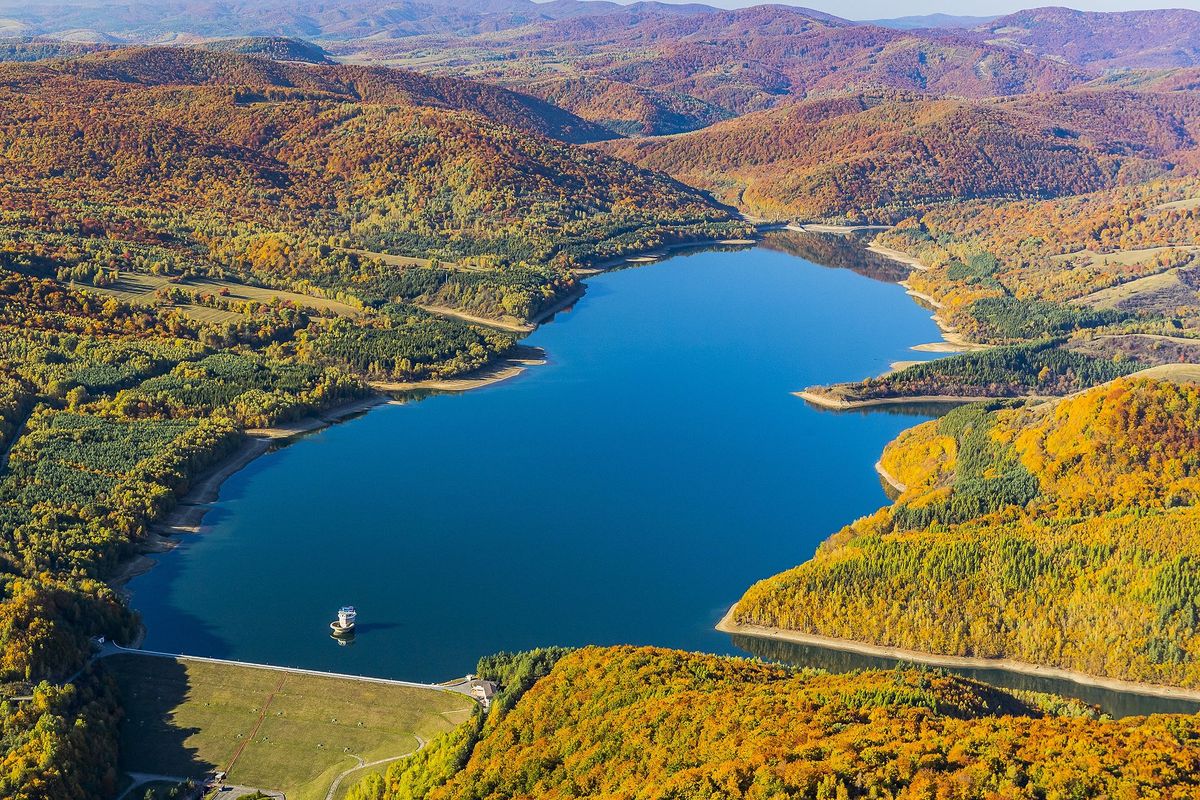 TASR Releases 'Heirloom' Photo Set of Slovakia's Wonders