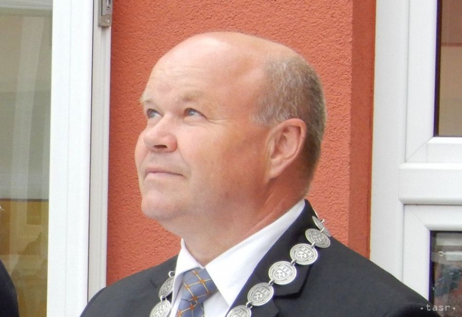 Liptovsky Hradok Mayor Treger Elected as ZMOS Chairman
