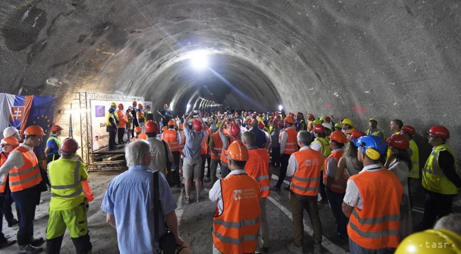 Presov Tunnel Has Been Broken Through Three Months Early