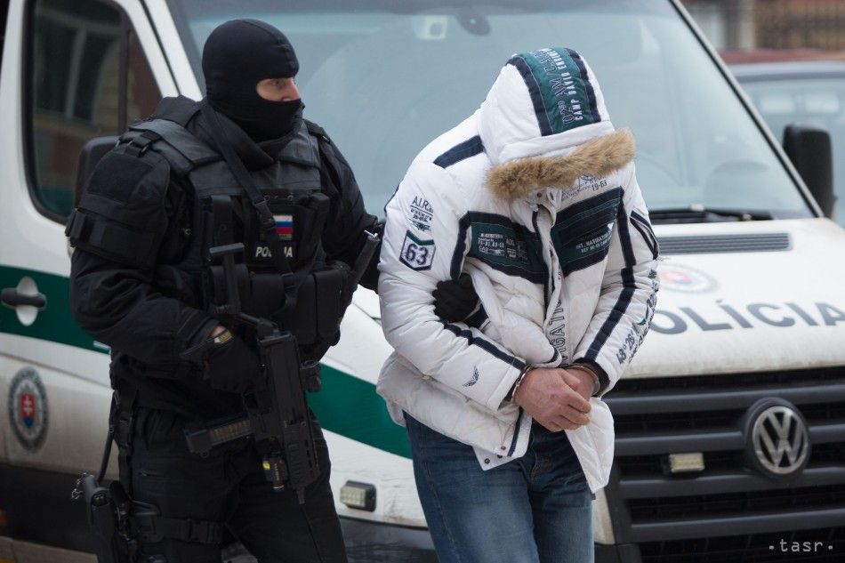 All 13 Accused Members of Takacovci Gang Remanded in Custody