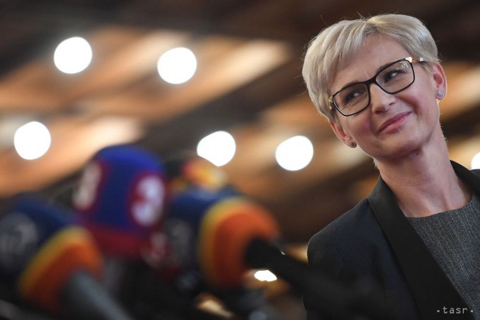 Teacher Maria Sofranko to Lead OLaNO to 2020 General Election