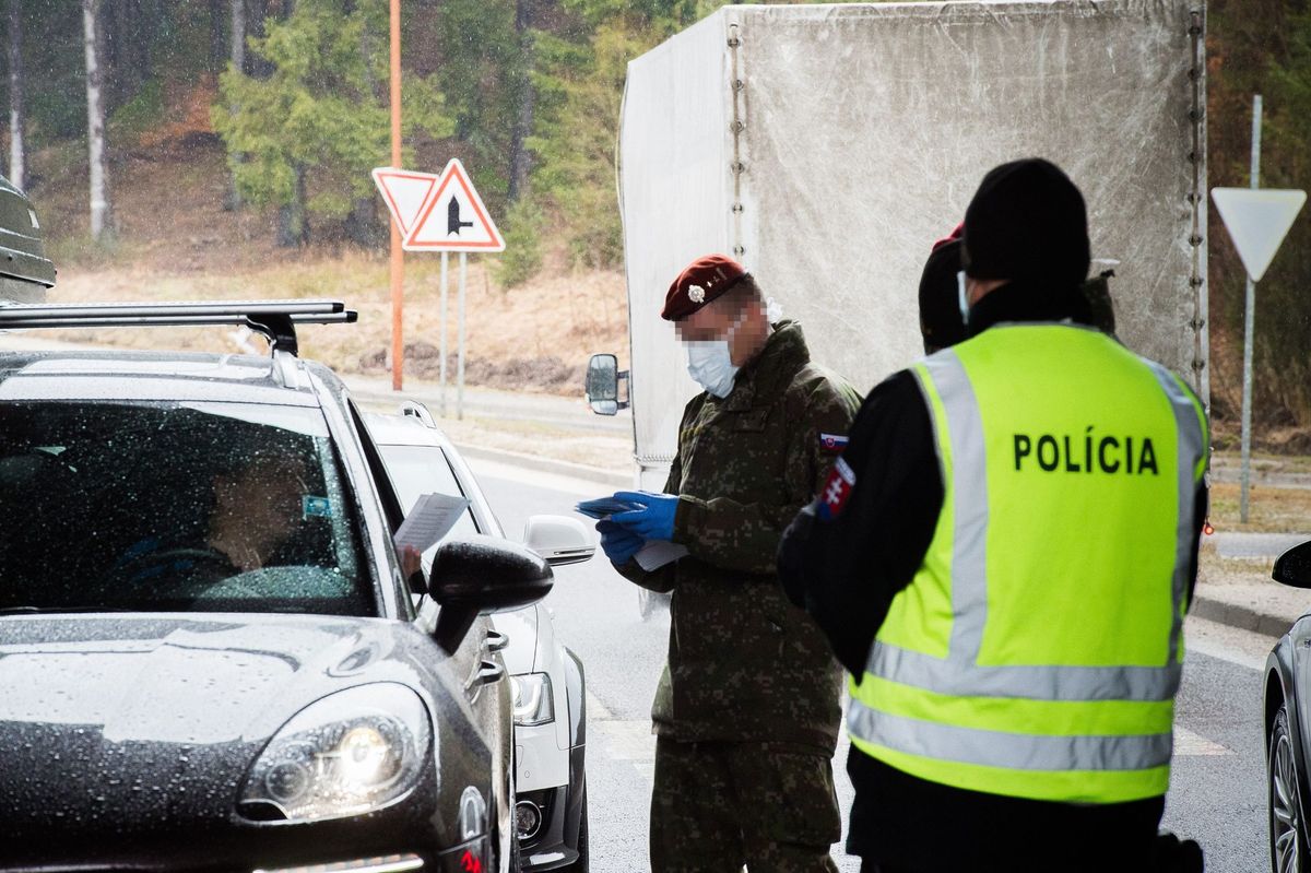 Coronavirus: Only Residents and Slovak Passport Holders to Be Let in to Slovakia