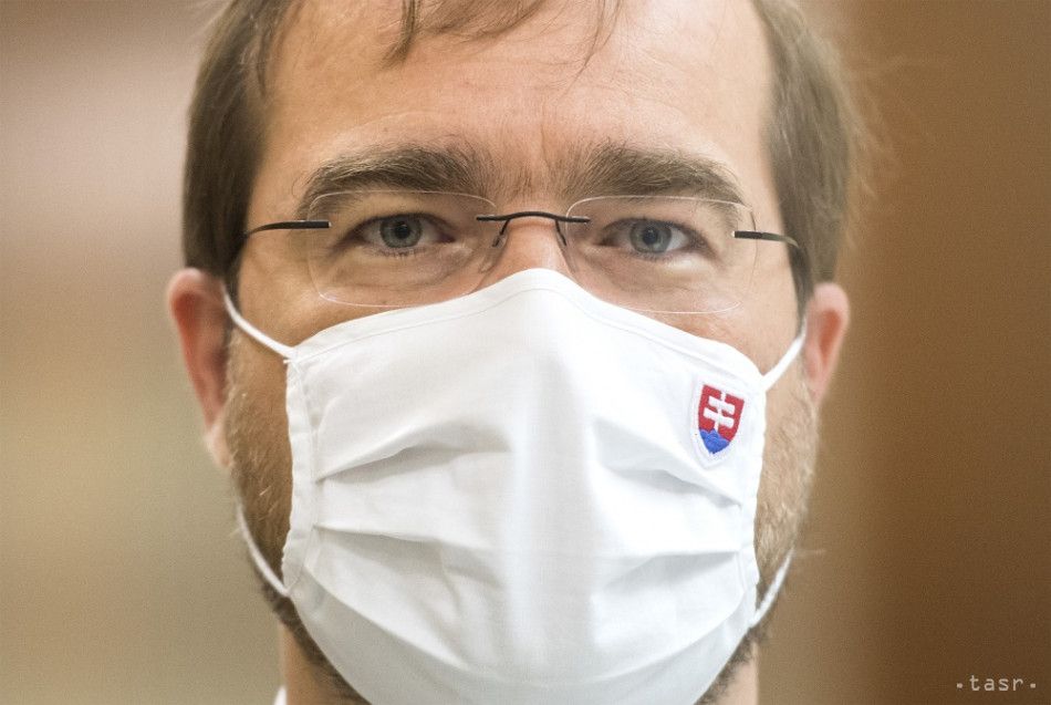 Krajci: Number of People in Hospitals with Coronavirus Kept at about 1,800