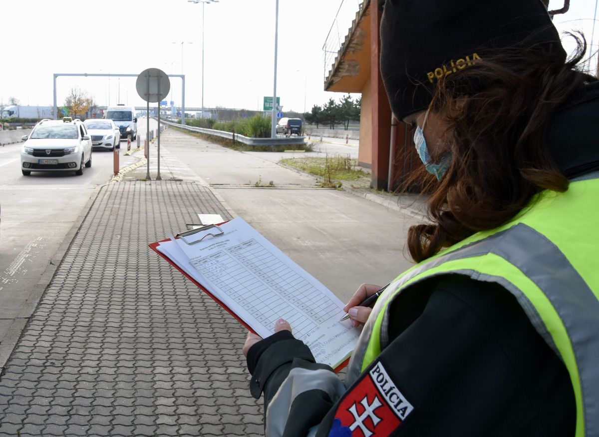 Mandatory Self-isolation on Arrival in Slovakia Extended to 14 Days