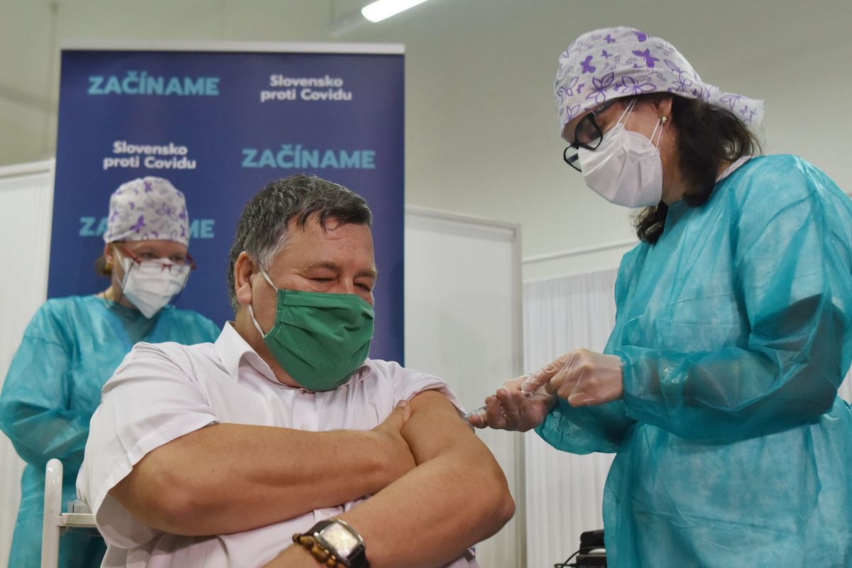 COVID Vaccination Launched in Slovakia, Krcmery First to Get Jab