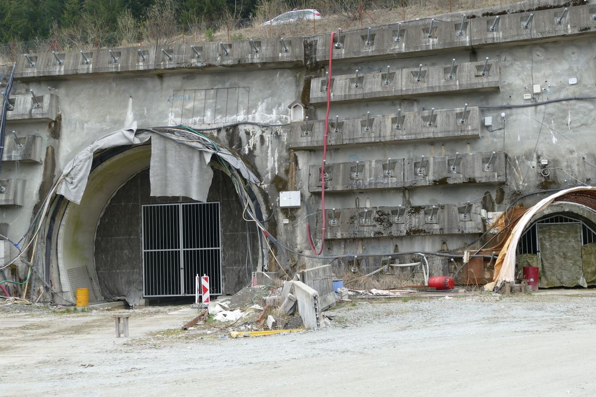 NDS Signs Contract for Building Visnove Motorway Tunnel