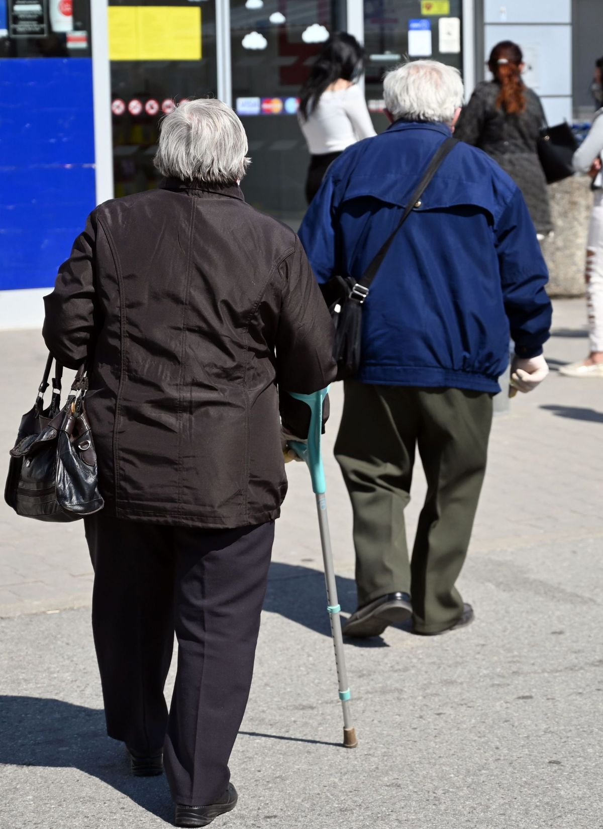 Special Shopping Hours for Elderly to Be Scrapped as of May 9