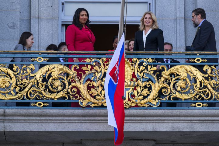 Caputova Visits San Francisco, City Hall Lit Up in Slovak National Colours