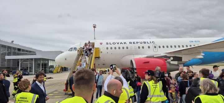 Evacuation Flight Brings Home First Citizens of Slovakia and Other Countries