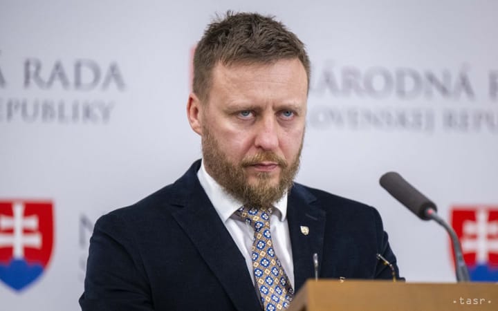 Kotlar Rules Out Stepping Down as Government Proxy for Now