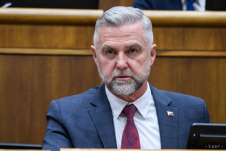 Gaspar: Slovakia's Airspace Not Sufficiently Protected, Nad to Blame