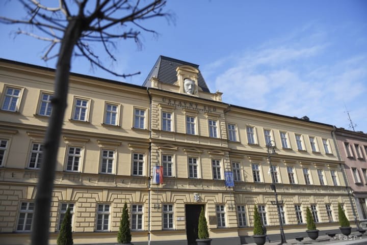 Constitutional Court Suspends Penal Code Amendment on Cooperating Defendants