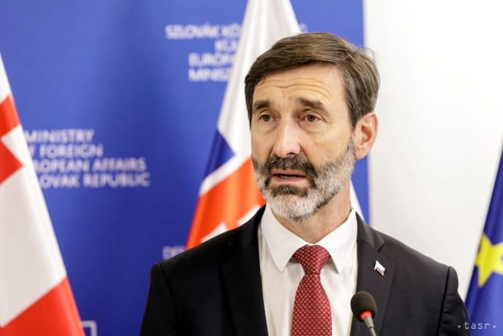 Blanar Dismisses Migrant Claims, Slams Magyar Remarks