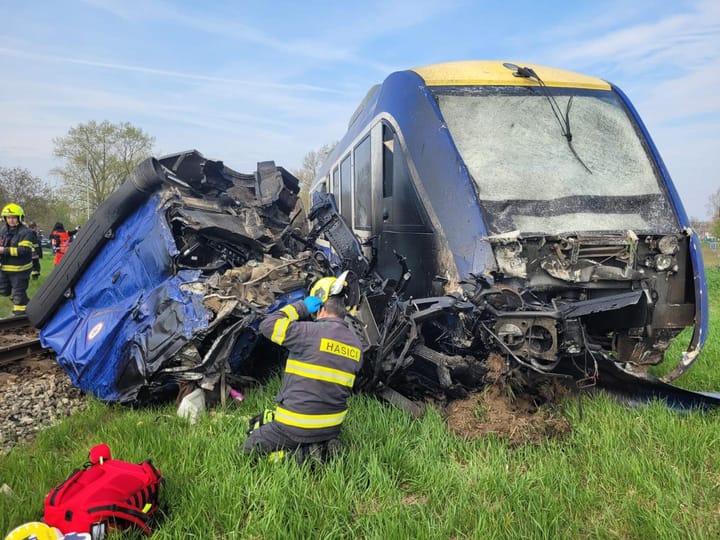 Train-Lorry Collision in Dunajska Streda Claims One Fatality and 21 Injured