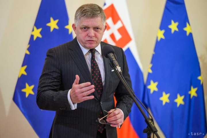 PM Fico Meets Serbian Defence Minister in Bratislava to Discuss Cooperation