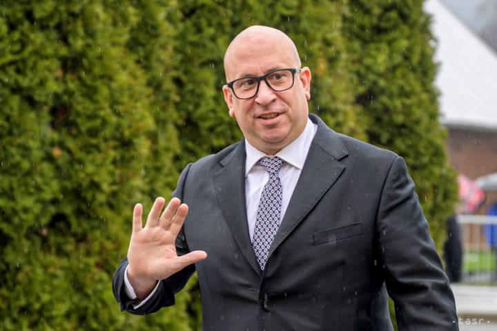 Monitor: Raz Still Considering Running for Bratislava Mayor