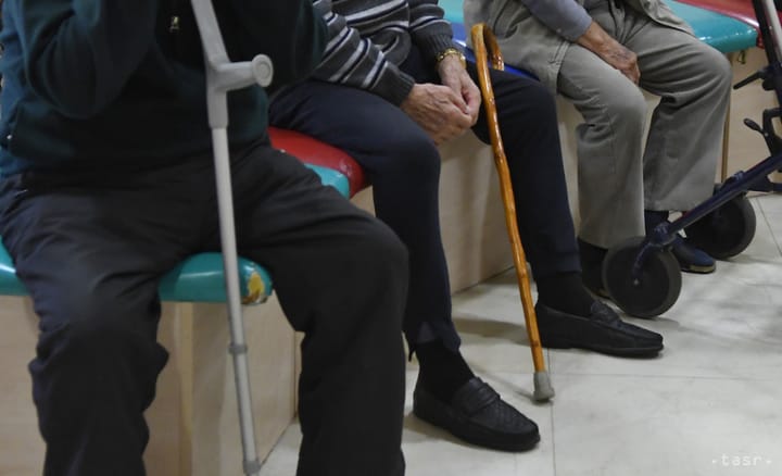 RRZ: Slovakia Exposed to Higher Default Risk Due to Aging Population