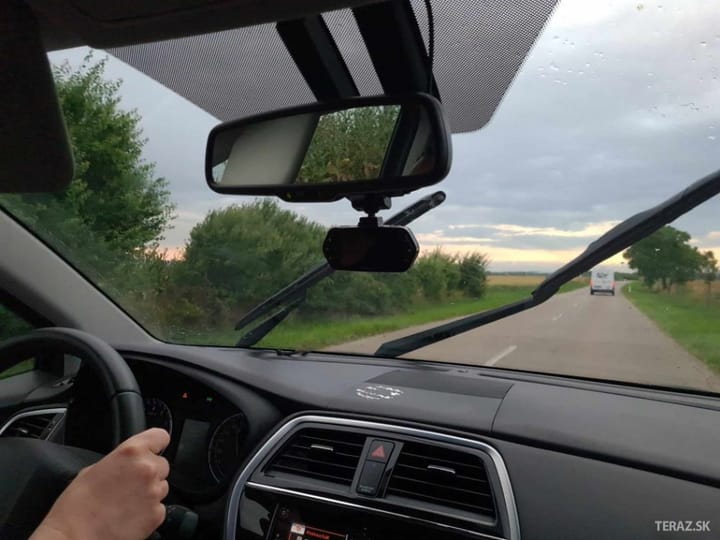 Englishman Impersonator Investigated Over Fake UK Driving Licence