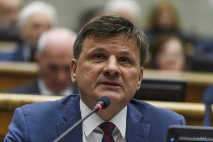 Hlina: Signing of Anti-fraud Memorandum Embarrassing Farce