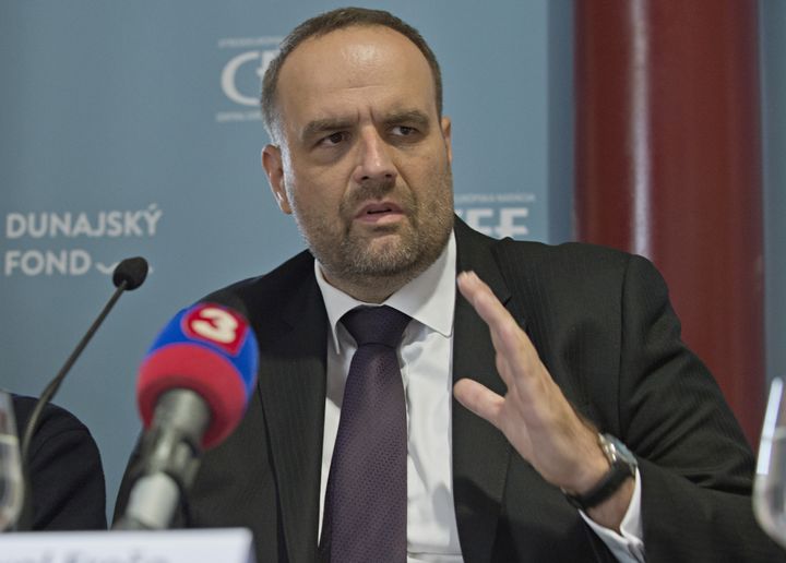 SDKU: Election to Decide Whether Slovakia Falls under Russia or West